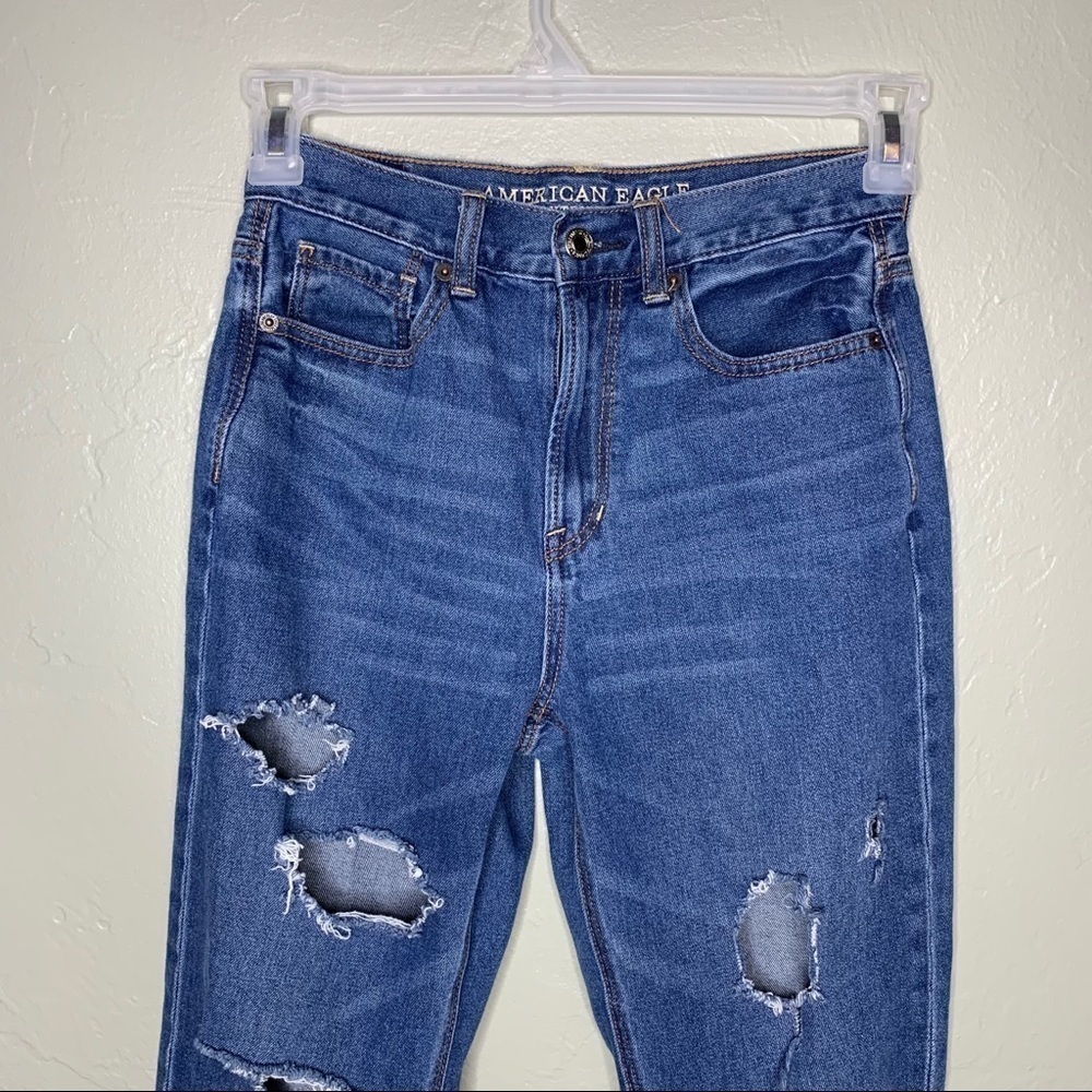 American Eagle Distressed Cropped Mom Jeans - Picture 2 of 7